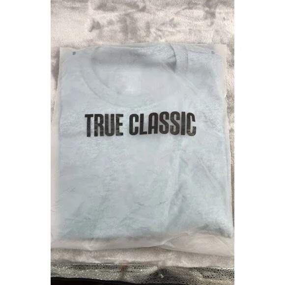 True Classic Men's Medium blue Short Sleeve T-Shirt Tee NWT - Picture 2 of 10